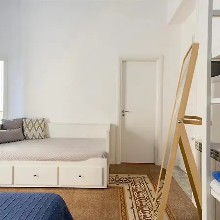 Charmie Flat Apartment